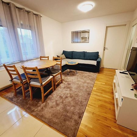 Apartment Silvia Zagreb Bagian luar foto